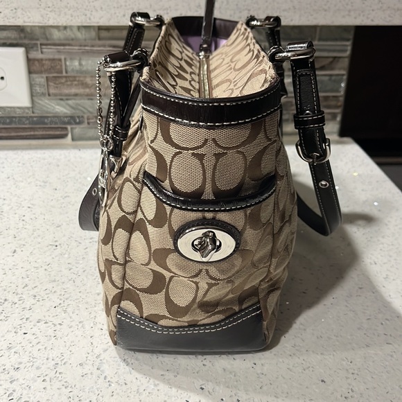 2009 Coach Pleated Signature East/West Gallery Tote Shoulder Bag - Picture 8 of 16